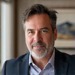 Retrato profesional de Arturo Ramírez